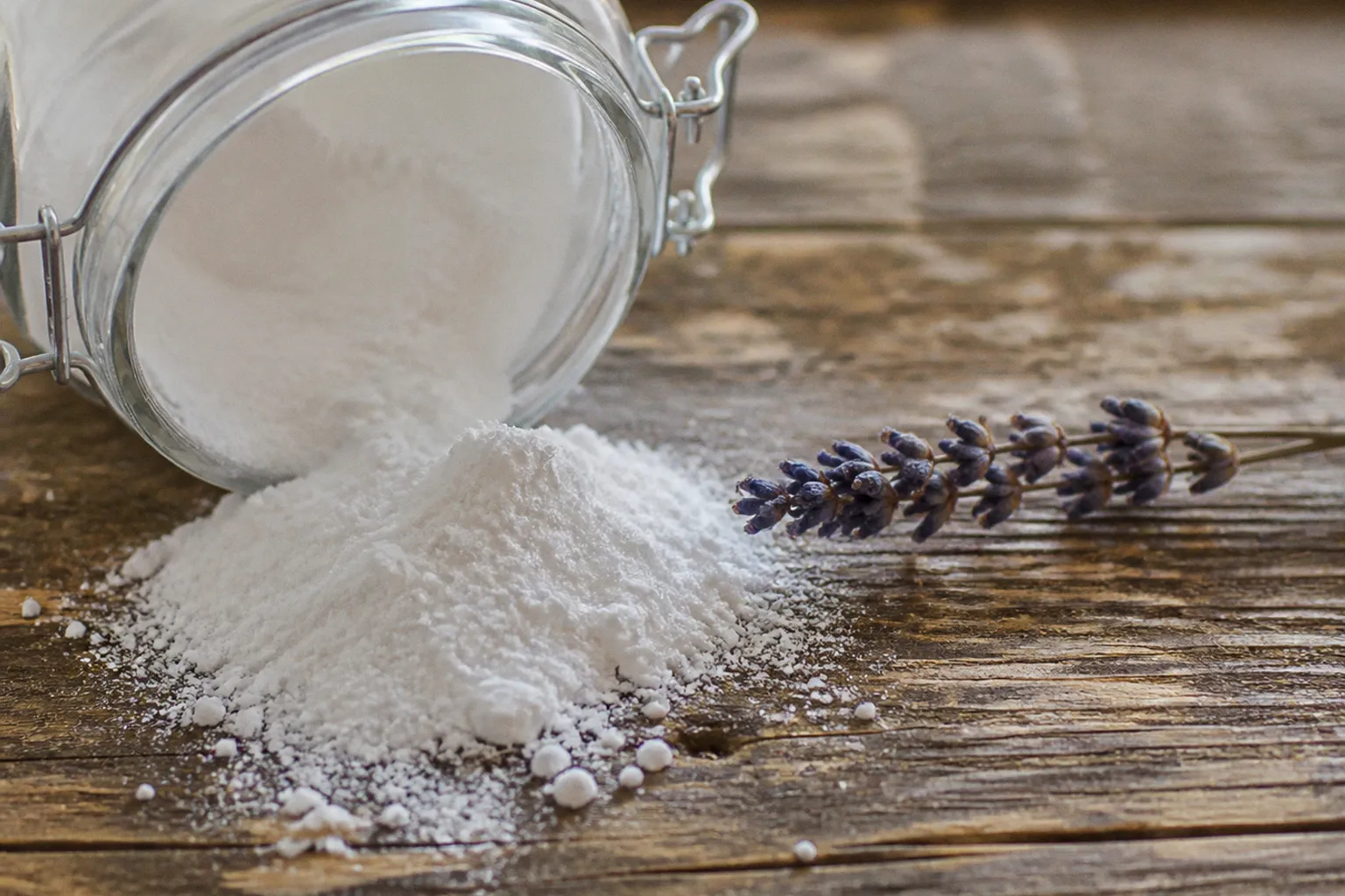 Bicarbonate de soude : les vérifications avant nettoyage
